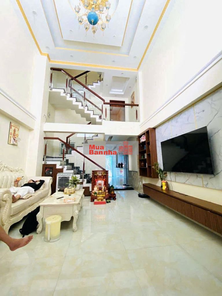 *Hẻm 115 oto tránh nhau 4,6x16 BTCT 4lau giá 7ty9 có thương lượng