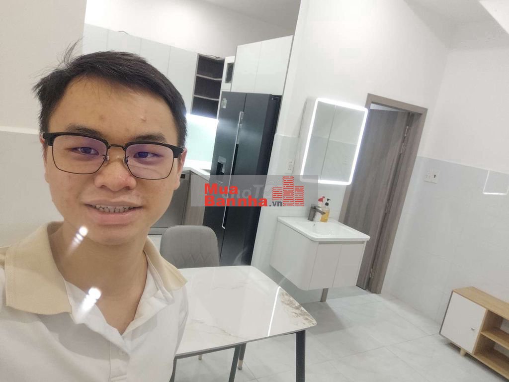 Nhà đẹp ở liền Hồ Bá Phấn, 45m2, xe hơi tới nhà , 2 phòng ngủ rộng