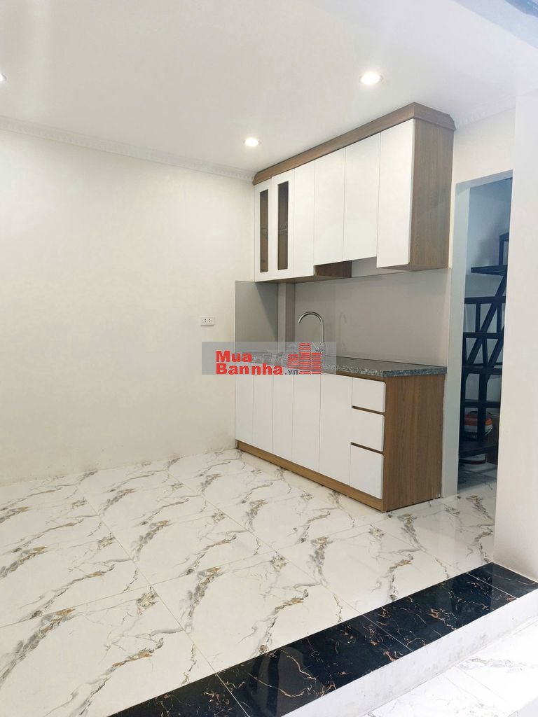 Bán nhà mới tinh Lương Yên , HBT: 18m2, 4 tầng, full nội thất, 2,6 tỷ