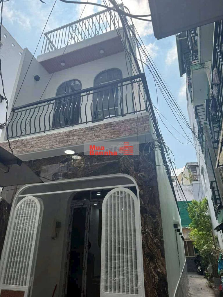 Nhà diện tích to ở thủ đức