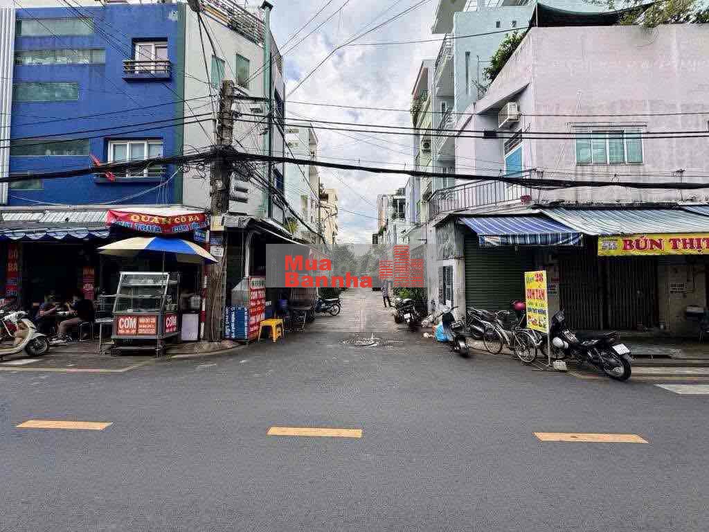 chủ ngộp bán nhà ngay trung tâm Tân Phú 4x17m giá 6tỷ85 nở hậu 4m