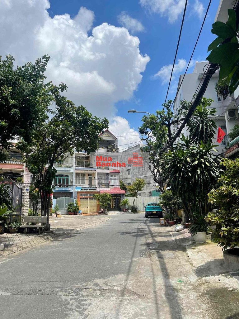 NHÀ KHU TÊN LỬA ĐƯỜNG SỐ 24B GẦN CÔNG VIÊN 4x20m 3TẤM GIÁ 9.9TỶ