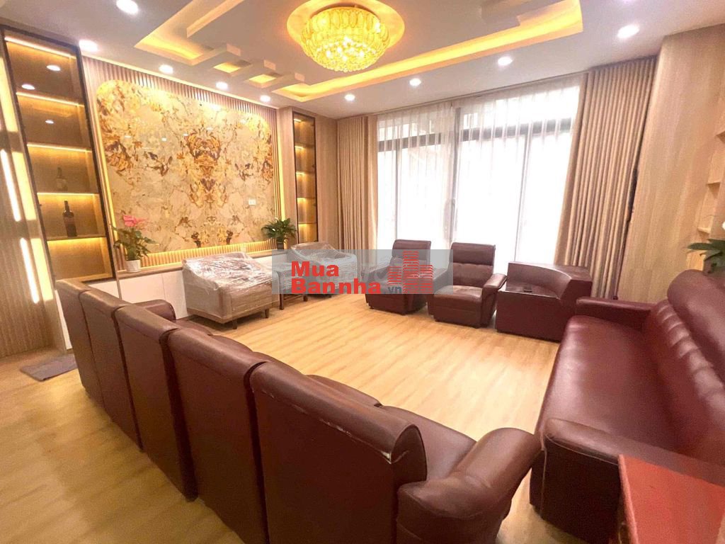 HIẾM NHỈNH 18 TỶ SỞ HỮU NHÀ MẶT PHỐ ĐÊ LA THÀNH OTO KINH DOANH 48M