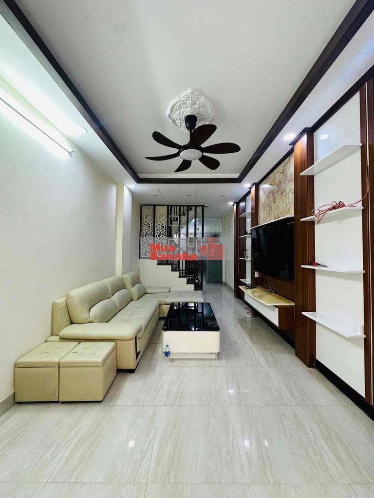 Ô tô đỗ phố Trần Khát Chân nhà mới thang máy, kinh doanh, ngõ nông thô