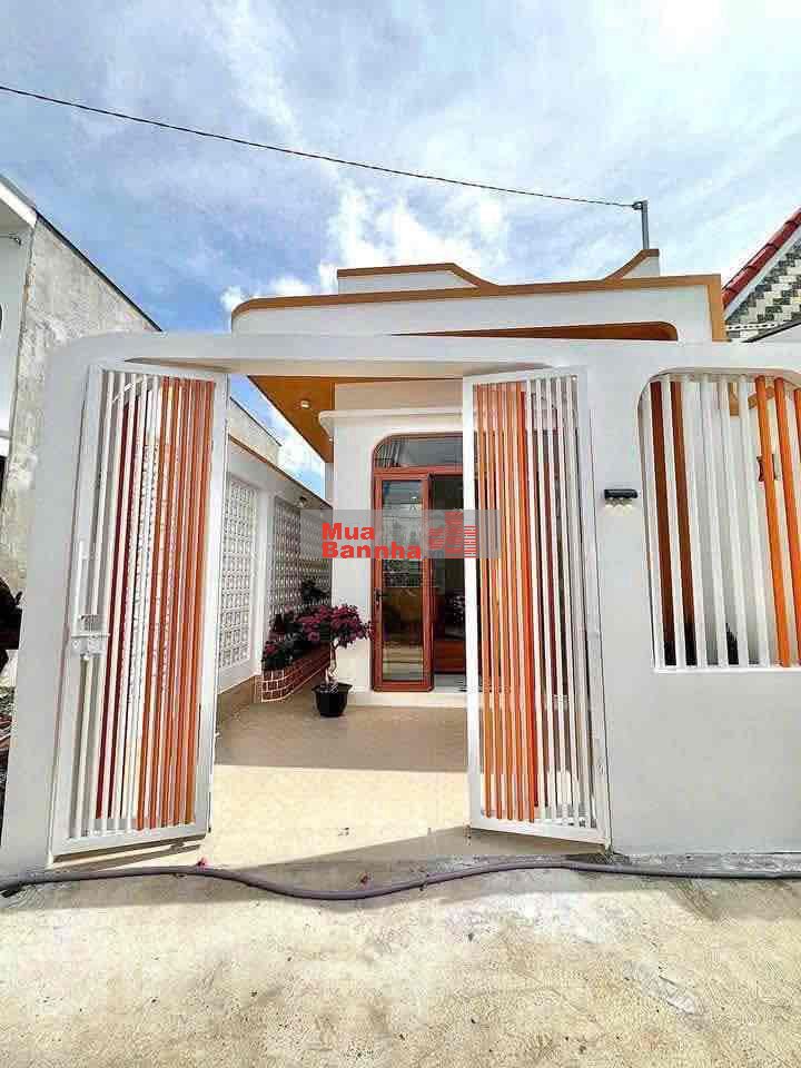 Chính chủ bán gấp nhà 1,55 tỷ sát chợ Bình Điền