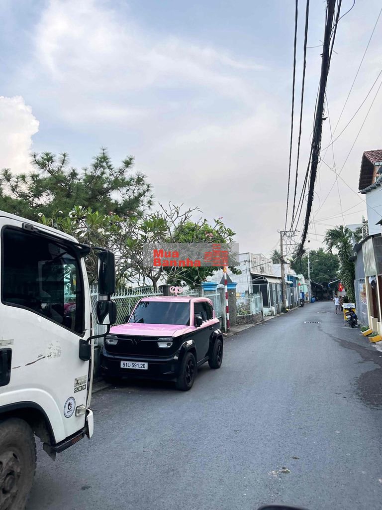 Bán nhà hiếm ngang khủng 10m vị trí trung tâm Quận 9, DT 100m2 🔥5tỷ🔥