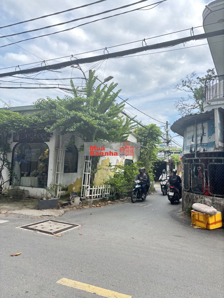 BÁN NHÀ NGAY CHỢ AN NHƠN, (P AN NHƠN), NGANG 5.4M HIẾM, GIÁ 4.6 TỶ