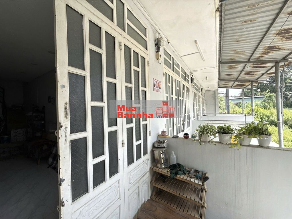 Thanh lý dãy nhà trọ tại Hóc Môn thu nhâp 20tr/tháng