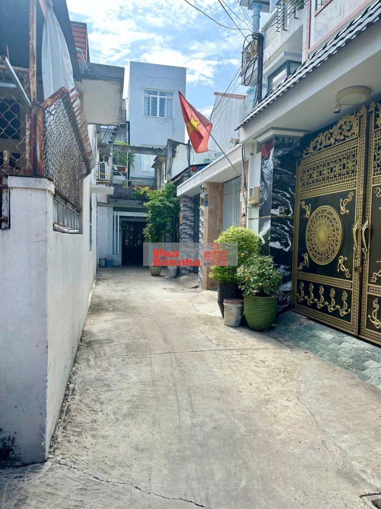 Bán đất tặng nhà, ngay CC Him Lam Phú An, 75,4m2 giá 4,6 tỷ