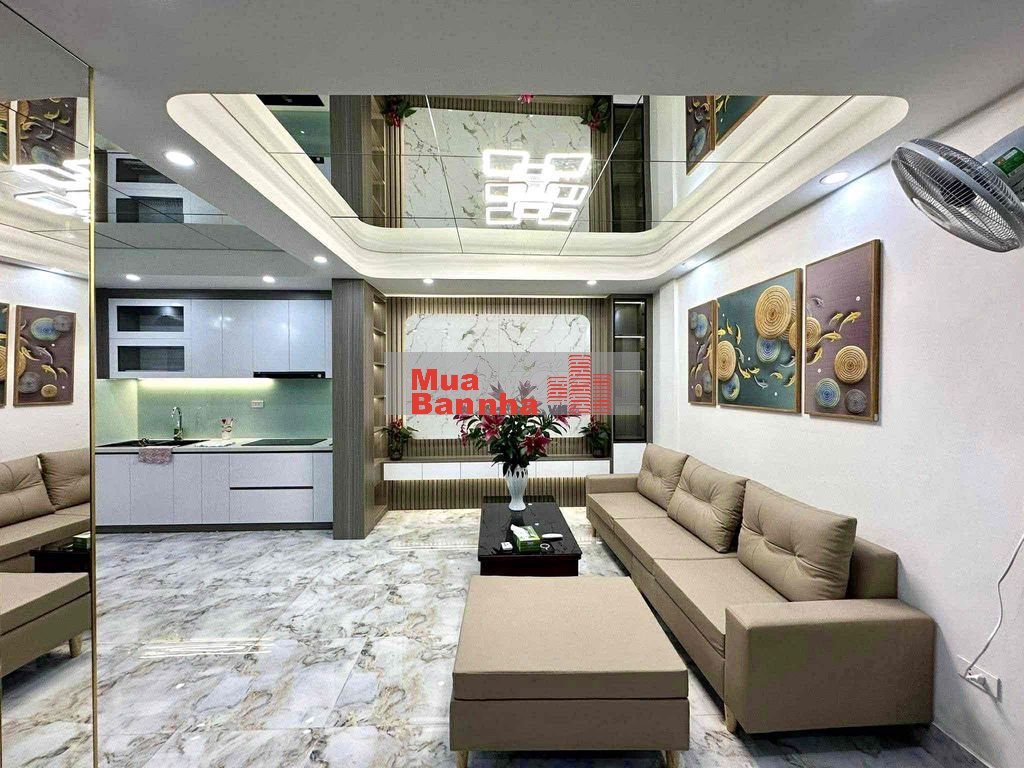 VF3 đỗ cửa nhà P.Tân Mai, ngõ thông, 10m ra mặt phố, SĐCC, không QH