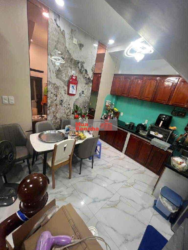 NHÀ 2 TÂNG, HUỲNH VĂN NGHỆ, HẺM XE HƠI, CHỈ 4.9 TỶ TL