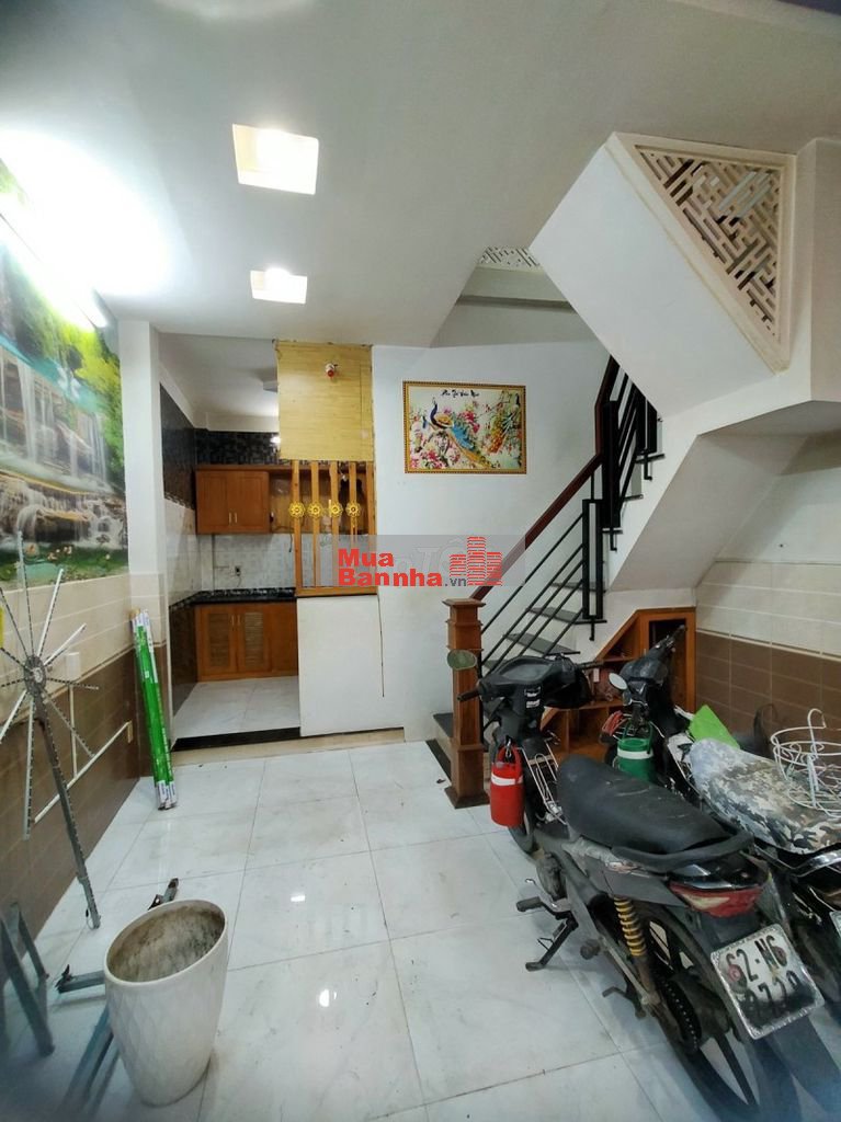 HIẾM CÓ - 4 TẦNG KIÊN CỐ - 4PN - NGANG 4M BỀ THẾ - HẺM ĐẸP 3,5M THÔNG