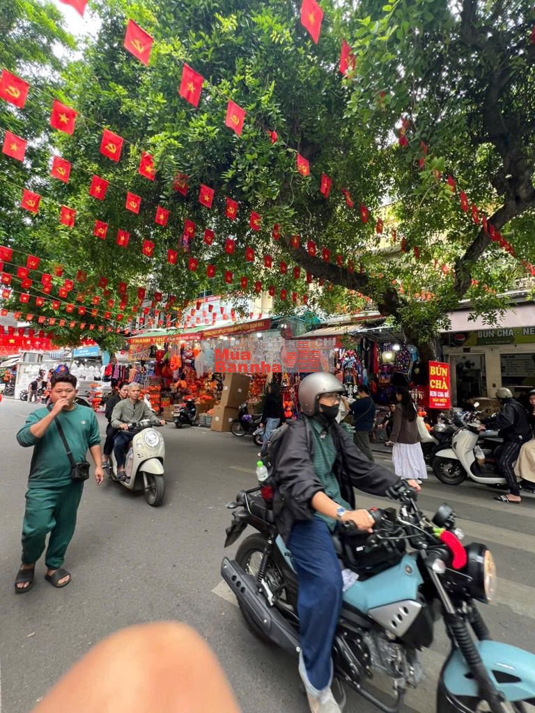 MẶT ĐƯỜNG HÀNG MÃ - TRUNG TÂM HOÀN KIẾM - MẶT PHỐ - NỞ HẬU- KINH DOANH