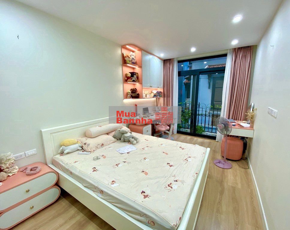 BỎ PHỐ VỀ QUÊ BÁN NHANH NHÀ 36M2, 5 TẦNG, 6 TỶ NAM TỪ LIÊM