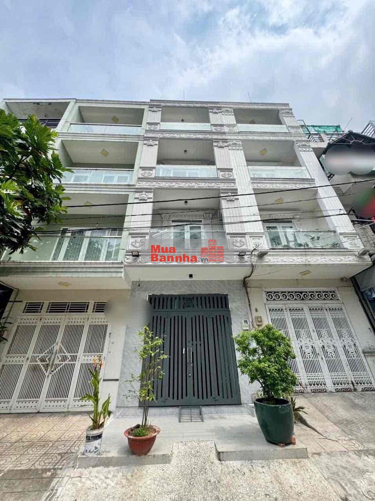 Bán nhà mặt tiền đối diện công viên Khu Bình Phú Q6