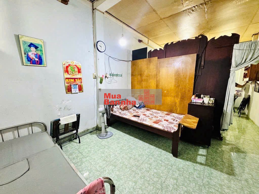 Bán đất tặng nhà 2 tầng 50m2 - 2 mặt hẻm thoáng - Giáp Cầu Bông Q.1