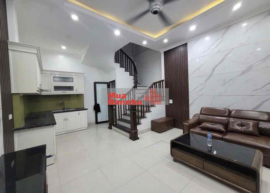 Bán nhà Phú Minh, mới koong, vị trí đắc địa, ngõ rộng 1 nhà ra ô tô