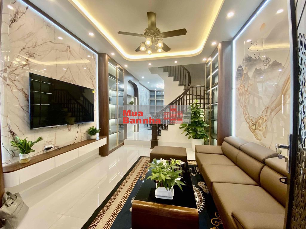 Bán nhà Hàm Nghi, 2 mặt ngõ, full nội thất, ngõ rộng sát phố