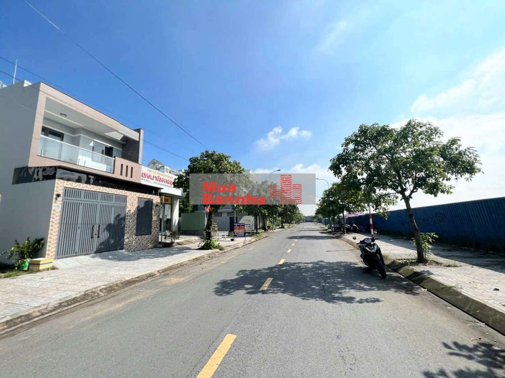 HIẾM, NHÀ 2 MẶT TIỀN CẠNH CÔNG VIÊN, LIỀN KỀ PHÚ MỸ HƯNG, CHỈ HƠN 9 TỶ