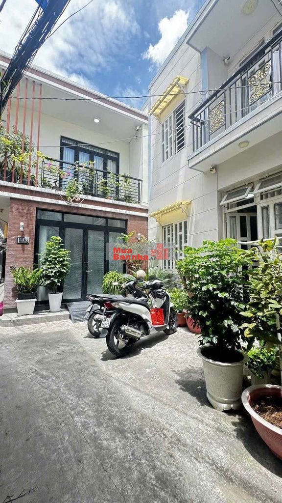 Bán nhà hẻm rộng Trần Xuân Soạn,P.Tân Hưng,Q.7,dt: 5 x 7 - 2 tầng.