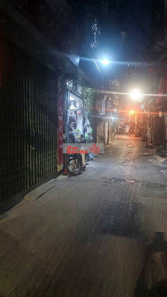 bán nhà 3 tầng 65m2 gần phố Vĩnh Hưng