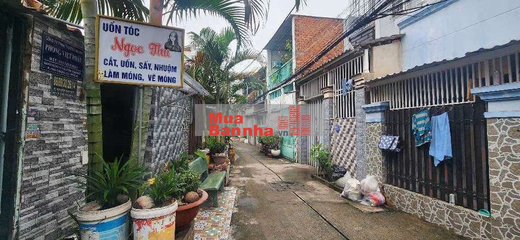 Bán nhà 16,6m2 1 trệt 1 lầu hẻm 88 Nguyễn Văn Quỳ mới đẹp ngay cầu Pm