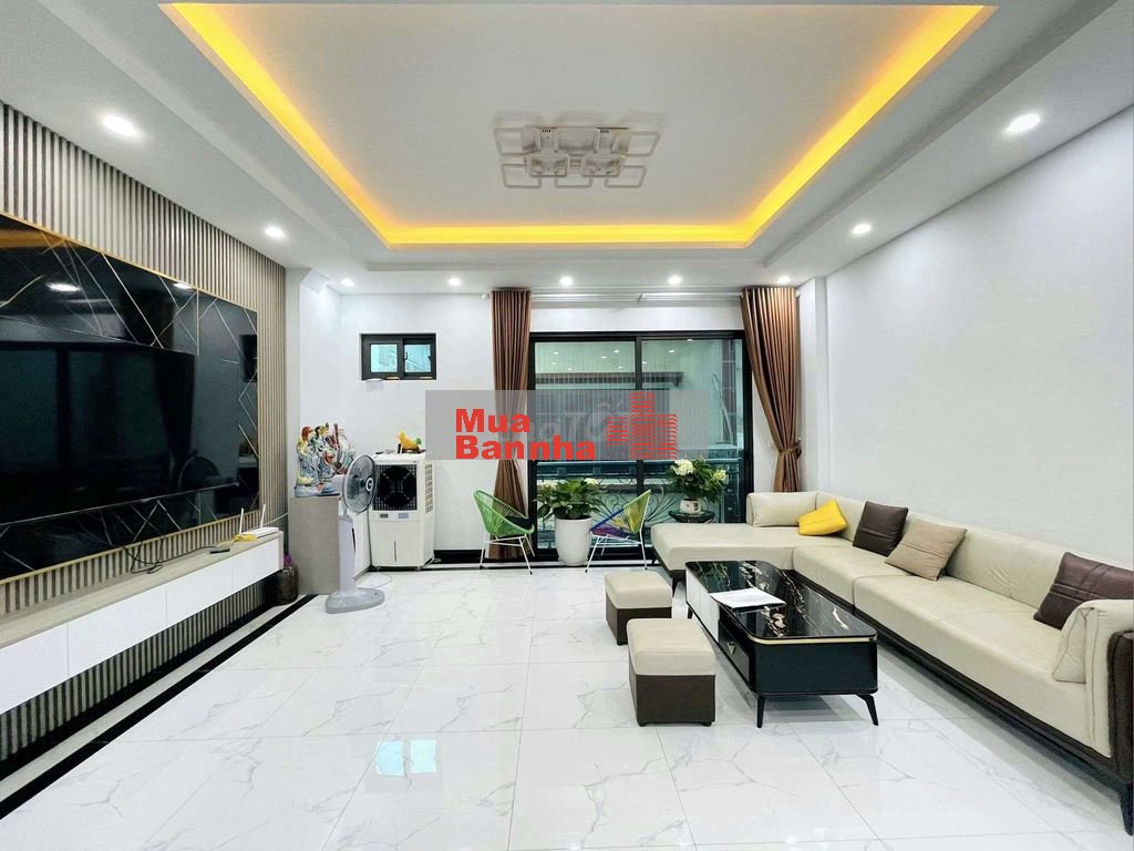 Siêu hiếm! Phố Thái Thịnh, 30m ra ô tô, dân xây, 3 ngủ thoáng, ở ngay