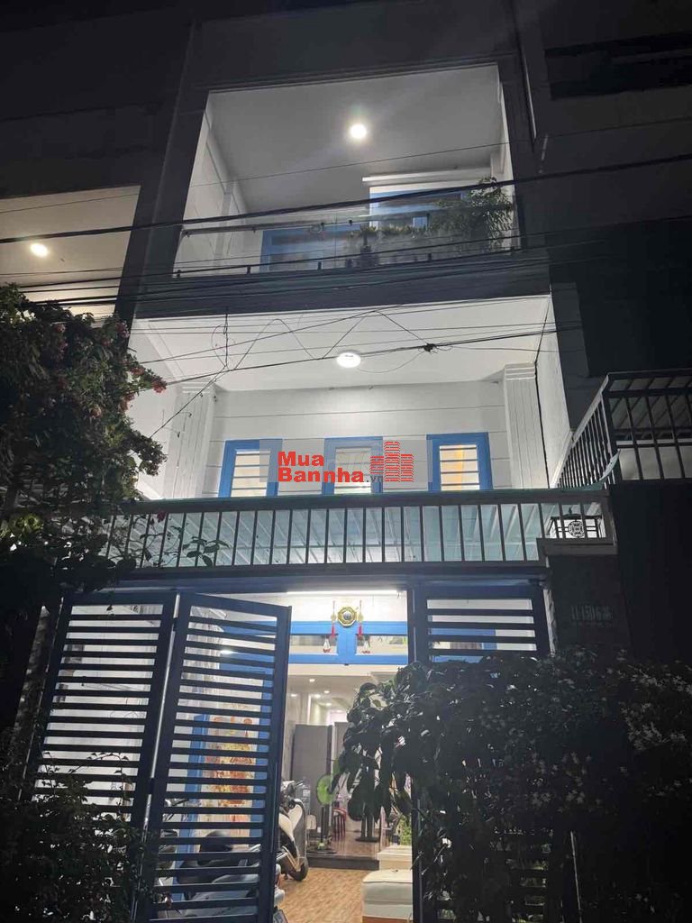 Nhà 3 Tầng Hẻm XH Không Quy Hoạch Nhà Mới Keng