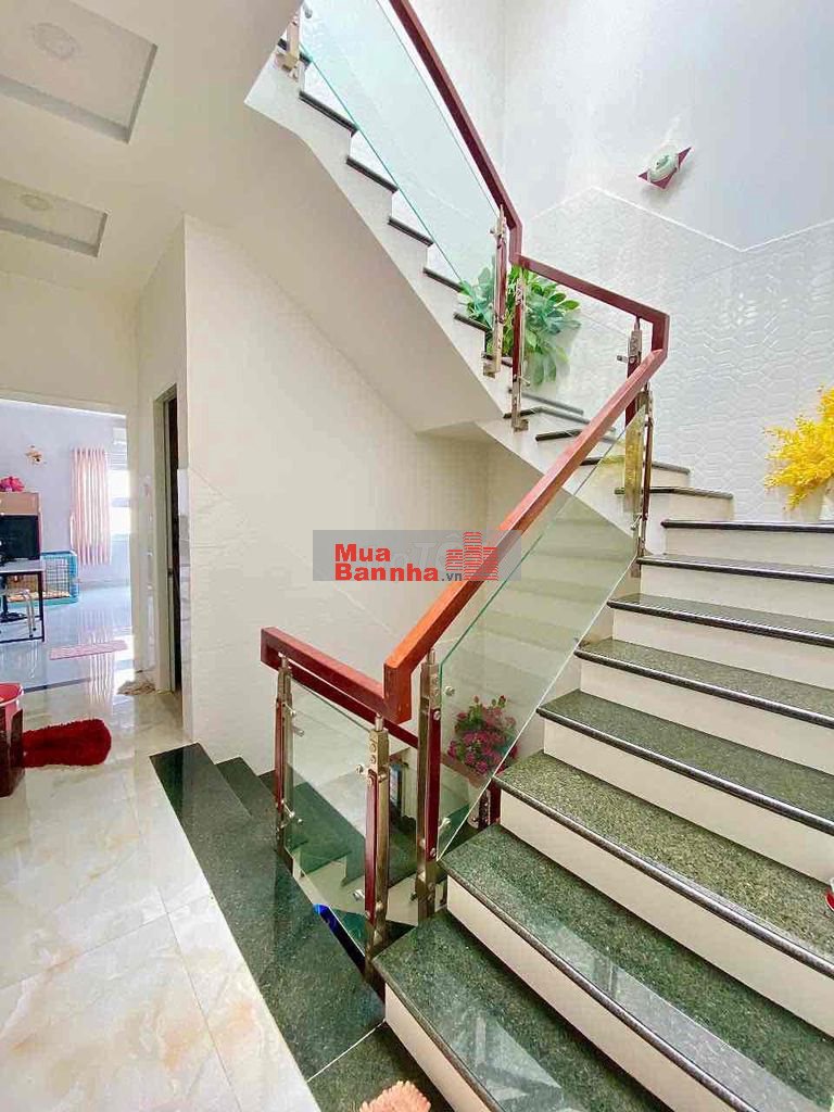 Nhà 1 trệt 2 lầu Đại Lộ 3, Phước Bình,Dt: 84m2/ sàn 226m2, giá 11.9 Tỷ