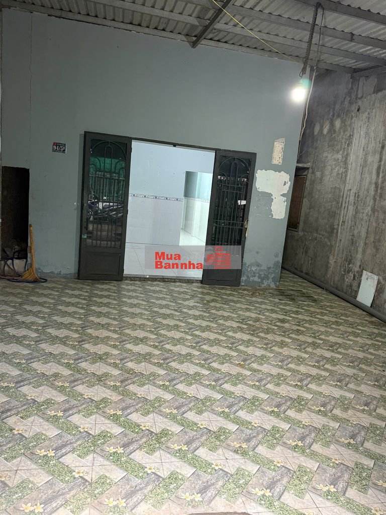 HOT-Bán gấp nhà DT 6x24, gần ngã 3 chợ Gà (Pham Thi Dây) Thới Tam Thôn