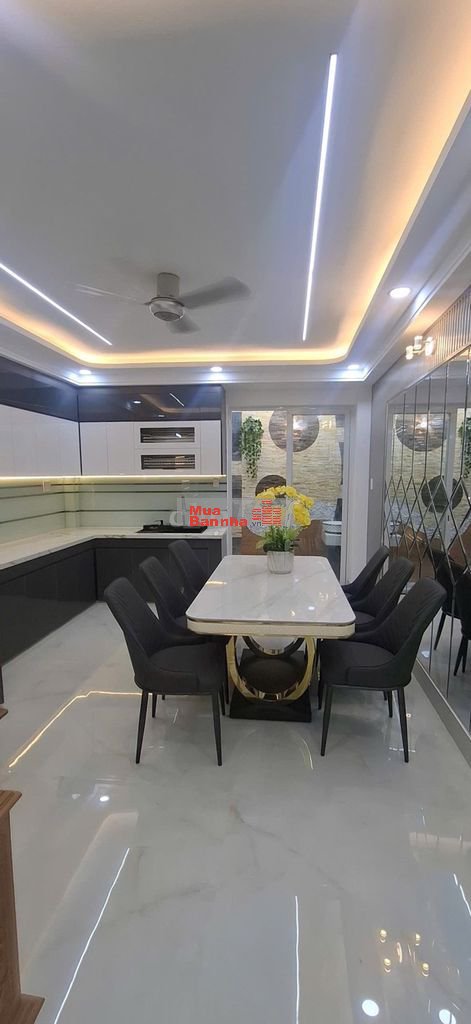 💎 Nhà 5 Tầng Đẹp Tây Lân, Hẻm 8m, 4 Pn, Full Nội Thất, Chỉ 6.4 Tỷ