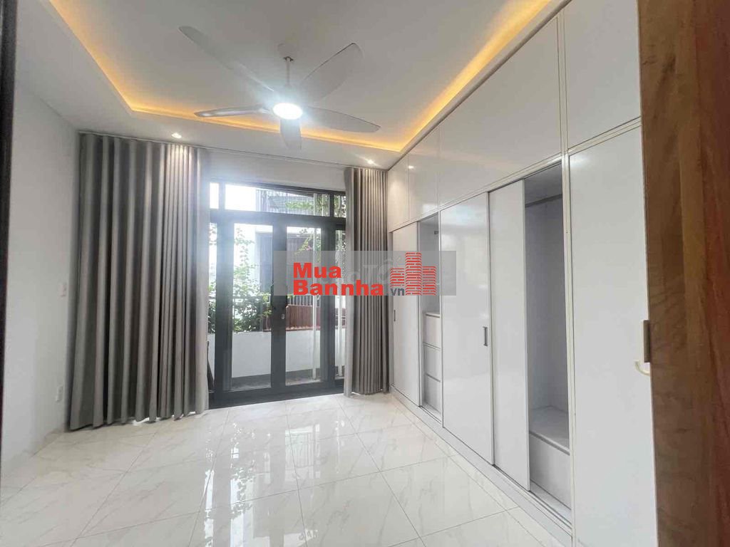 CẦN BÁN GẤP NHÀ TRƯỜNG THỌ PHÂN kHÚC HIẾM 2 MẶT TIỀN KẾT CẤU 3 TẦNG