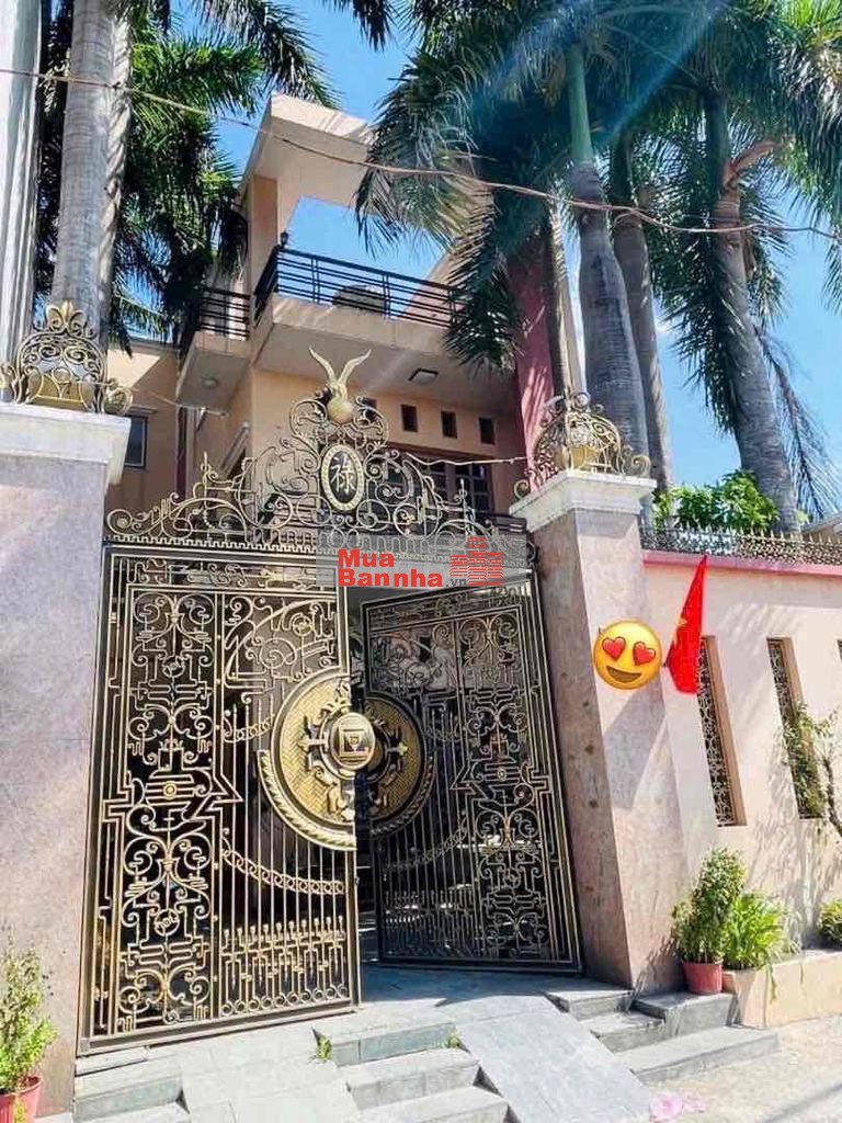 Bán Gấp Biệt thự 8x17m.xây 2 Lầu .Mặt Tiền đường Thới An.Q12