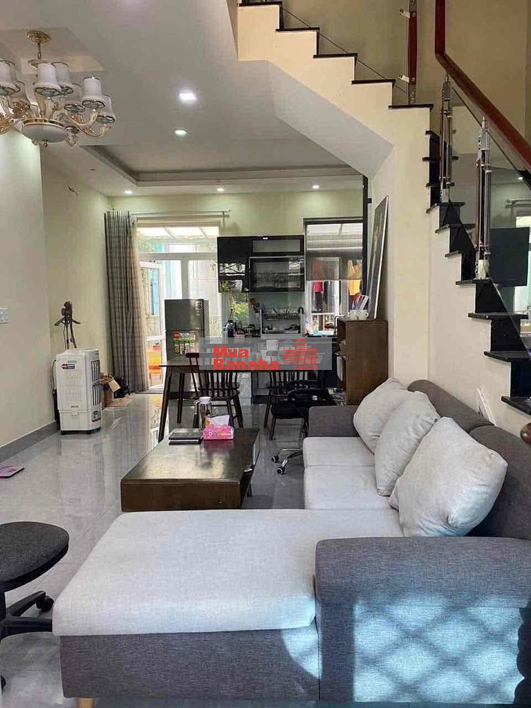 Cần bán nhà phố Park Riverside đường Bưng Ông Thoàn