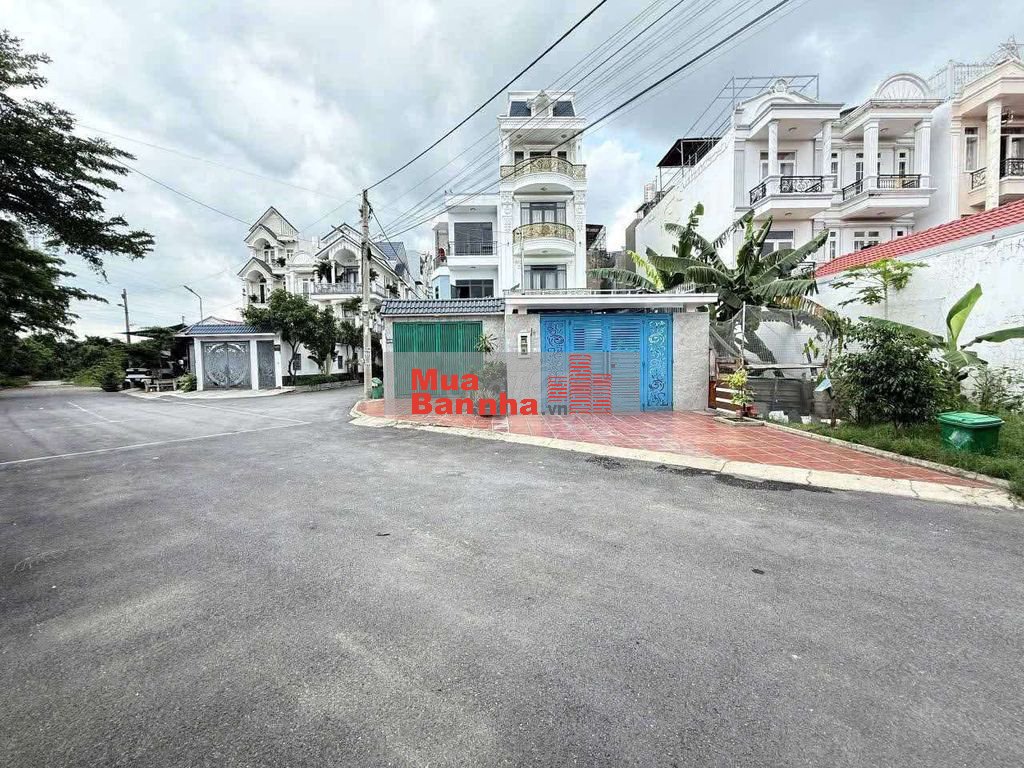 Nhà phố 4,7m x 33m. 3 tầng hẻm nhựa 12m Đường Nguyễn Ảnh Thủ