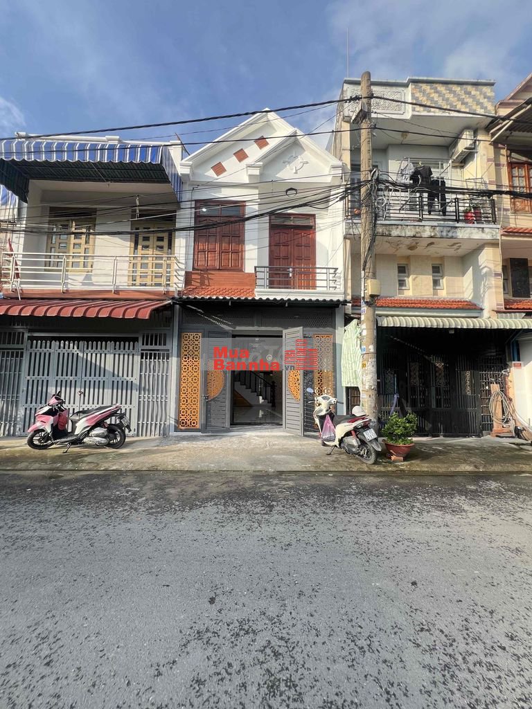 Nhà trệt lầu mặt Tiền nhựa Đông Thạnh , tiện kinh doanh buôn bán
