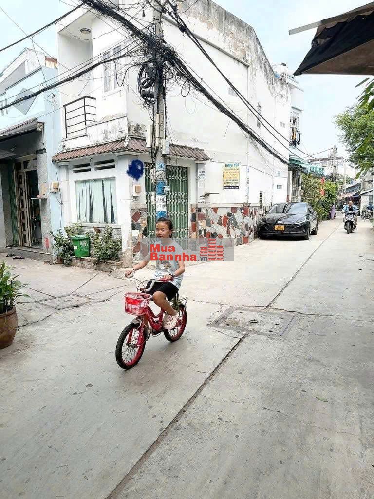 HẺM LÊ ĐÌNH CẨN, LÔ GÓC 2 TẦNG, DT 121M2, NGANG 8,5M. GIÁ 6,99 TỶ.