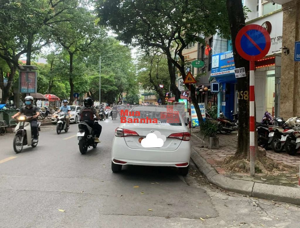 Hơn 7t có nhà gần phố DƯƠNG VĂN BÉ 40m x 6t, thang máy, ô tô đỗ cổng