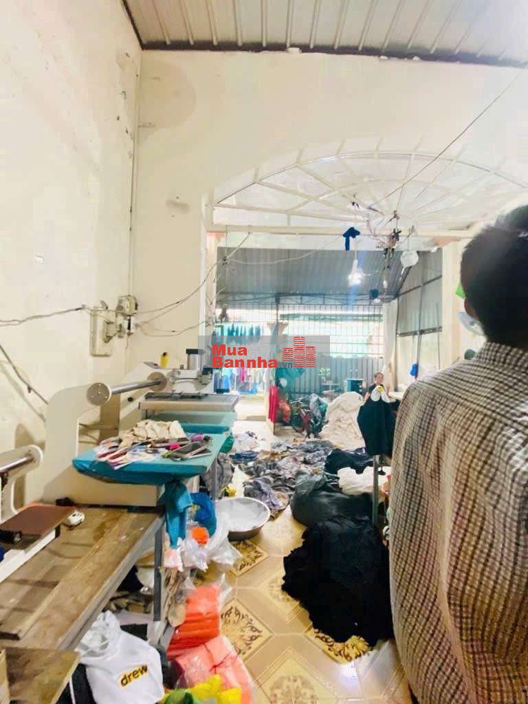 Sát mặt tiền 102m2 Hẻm xe hơi - Tân Thới Hiệp, Quận 12