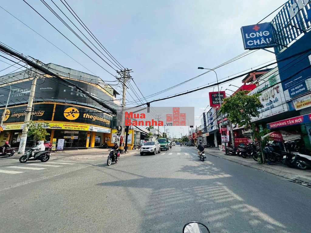 GIẢM SAU 1TỶ- GIÁ TỐT NHÀ MẶT TIỀN 2 TẦNG KD SẦM UẤT NGAY KHA VẠN CÂN