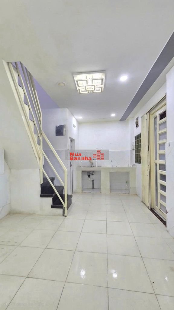 Q10- HẺM 1 SẸC NGUYỄN CHÍ THANH- 3 TẦNG-2 PHÒNG NGỦ-NHỈNH 4 TỶ