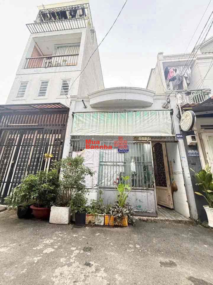 Nhà 4m x 12m đúc lửng mặt tiền hẻm 6m ngay chợ Hạt Điều Dương Thị Mười