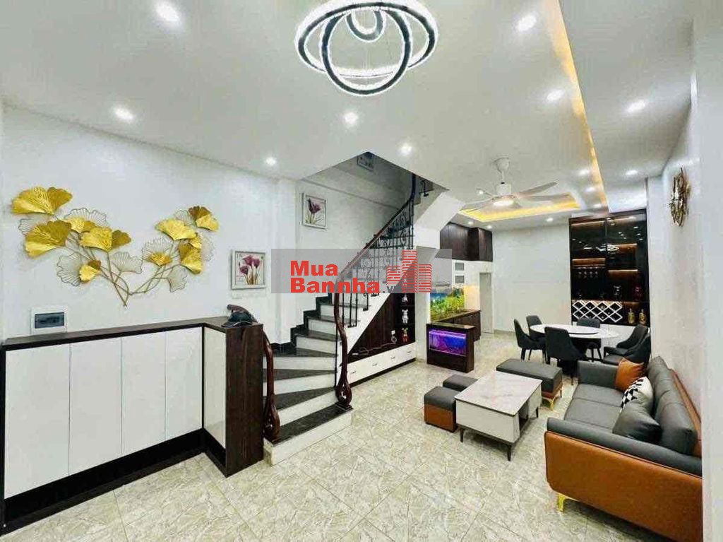 Trương Định ngõ nông, 2 thoáng, SĐCC , gần trường, chợ,TTTM 30m2*5T*7,