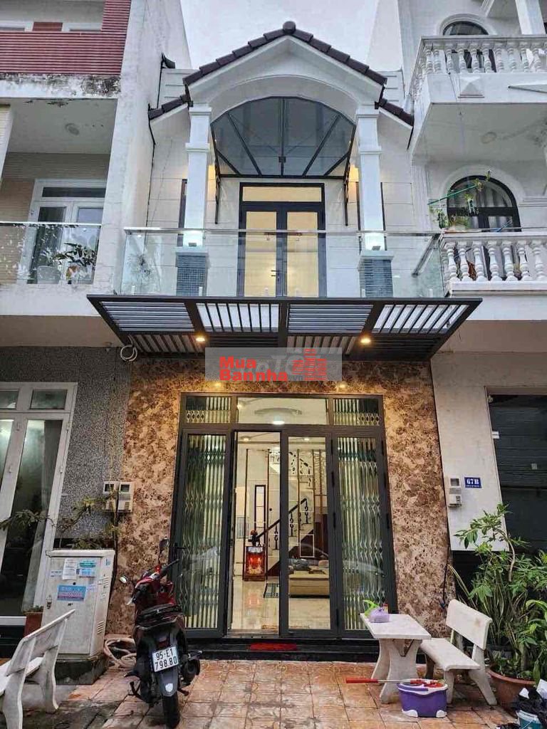 nhà lầu 4,5x16 kdc Hưng Phú hướng Đông Nam - 5 tỷ 350tr (T Lượng)