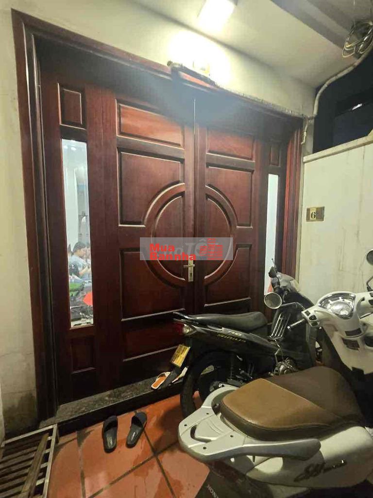 Bán nhà Thạch Bàn 5Tx32m2 gần Aeon Mall, giá siêu hời, full tiện ích