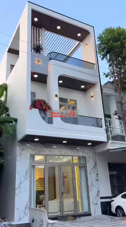 Trả trước từ 720 Triệu là sở hữu nhà 1 Trệt 2 lầu gần chợ.