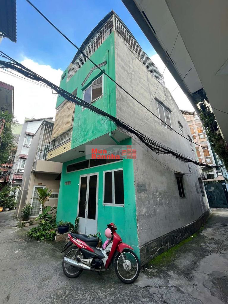 NHÀ HXH GÓC 3MT SÁT SÂN BAY TB - 4,95X10M 3 TẦNG