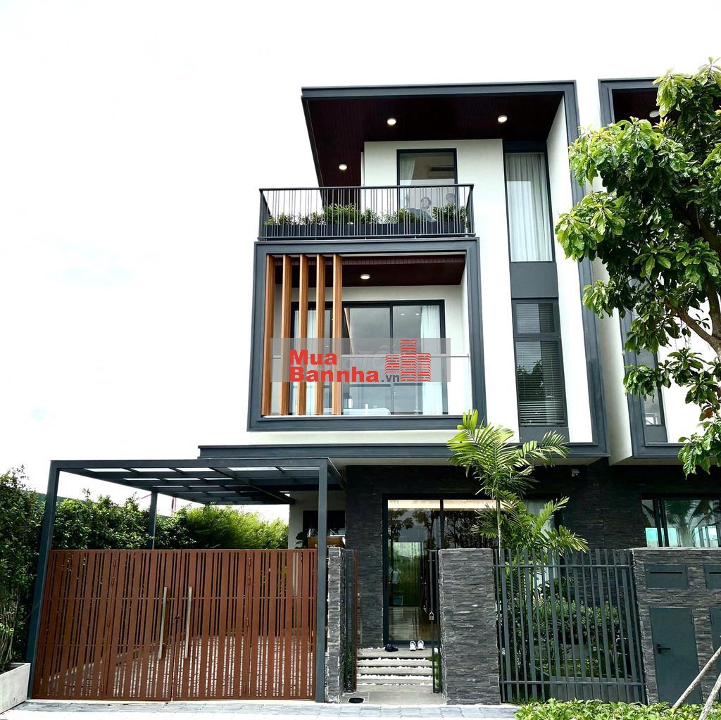 Bán gấp biệt thự view kênh LA Home 9x17m, giá 7.3 tỷ