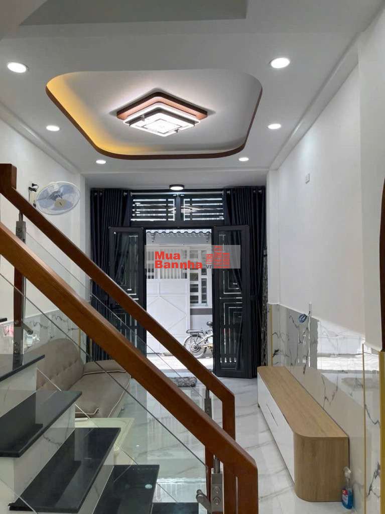Nhà đường Quang Trung p10 go vấp.- Dt:30m2- 3tầng - 3PN.3wc