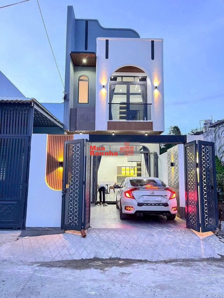 Bán nhà lầu đẹp, SR,TC, gần chợ Trảng Dài, đường 6m thông chỉ 3 tỷ 680